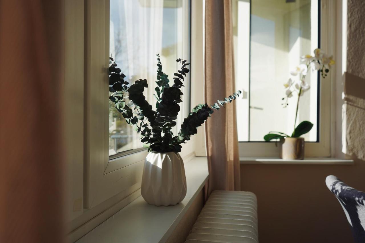 Unique: Cozy - Balcony - Kitchen - Netflix Apartment BRE Екстериор снимка